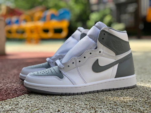 Air Jordan 1 High OG "Stealth" High-Top Sneaker 555088-037