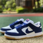 Nike SB Dunk Low "Los Angeles Dodgers" DO9395-400