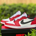 Air Jordan 1 Chicago Low 705329-600