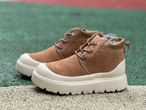 UGG Neumel Weather Hybrid Brown White Mid-Top