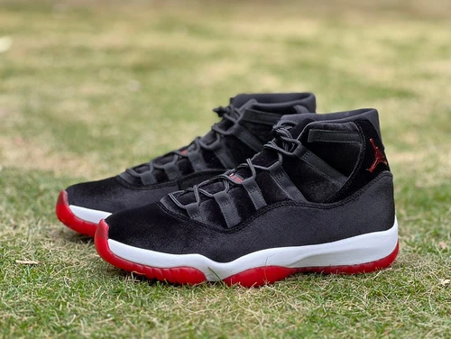 Air Jordan 11 WMNS "Bred Velvet" Black Red Velvet Basketball Shoes DB5457-061