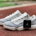 Air Jordan 11 "Year of the Snake" White Purple Black Basketball Shoes HQ7000-001