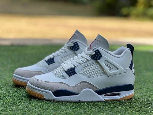 Nike SB x Air Jordan 4 "Navy" DR5415-100