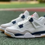 Nike SB x Air Jordan 4 "Navy" DR5415-100