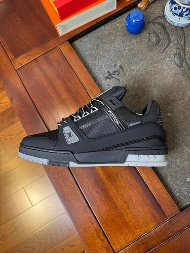 LOUIS VUITTON LV Trainer Black Shoes