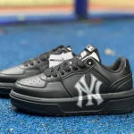 MLB Black Grey NY Print Chukky Classic Shoes