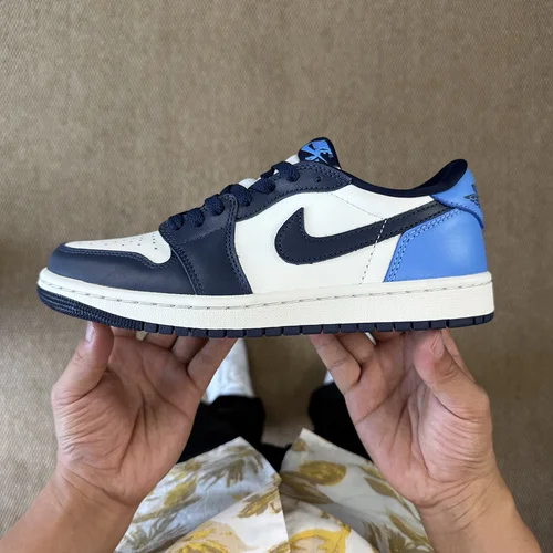 DT Pure Original AJ1 Low OG Obsidian White Blue CZ0790-400