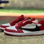 LJR版 AJ1 トラヴィス?スコット ロートップ ホワイトブラックレッド スニーカー DM7866-101