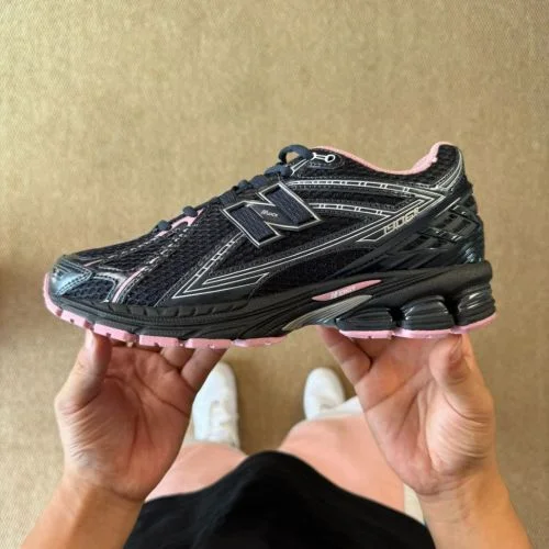 C版 ニューバランス NB1906 ブラックピンク スニーカー U1906RCU