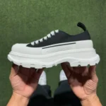 アレキサンダー?マックイーン プラットフォーム キャンバスシューズ ロートップ ブラックホワイト