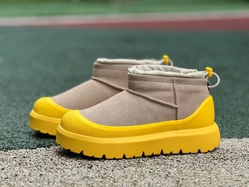 UGG CL ウルトラミニ ウェザースエード ウォーム スノーブーツ ミッドトップ (2)